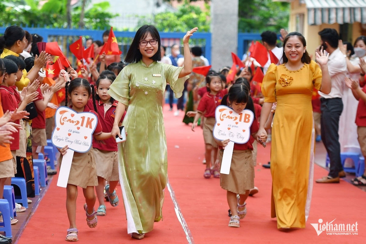 NA passes Teachers' Law: no ban on private tutoring, extra classes