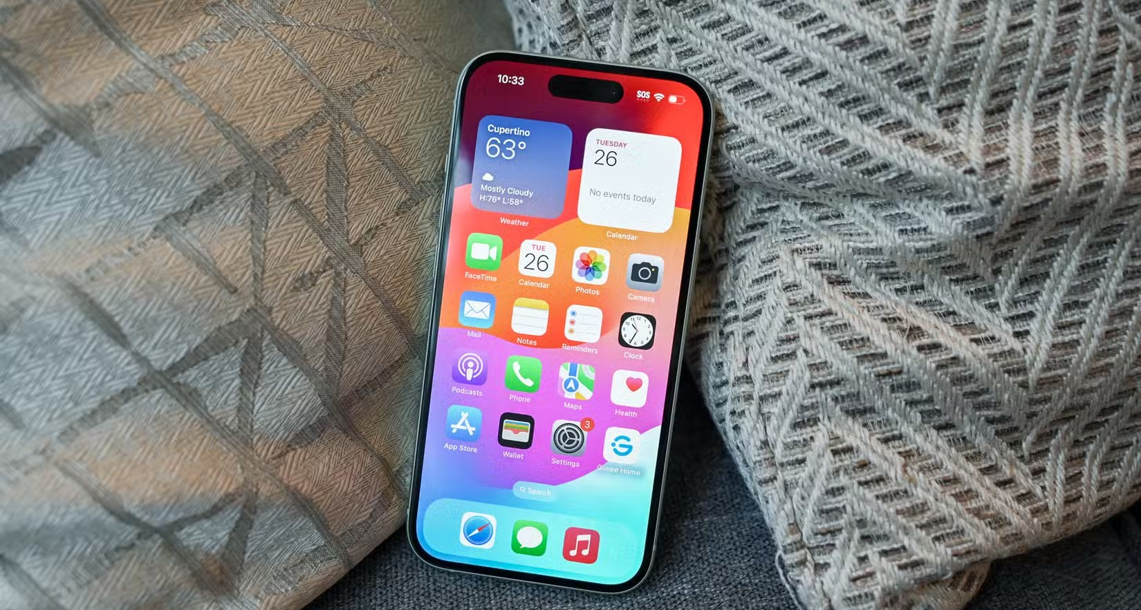 Apple's iOS 26 brings new look and AI - but not for every iPhone