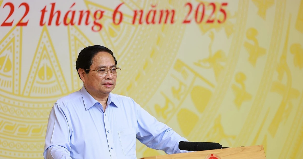 Local administrative restructuring must not stall other tasks: PM