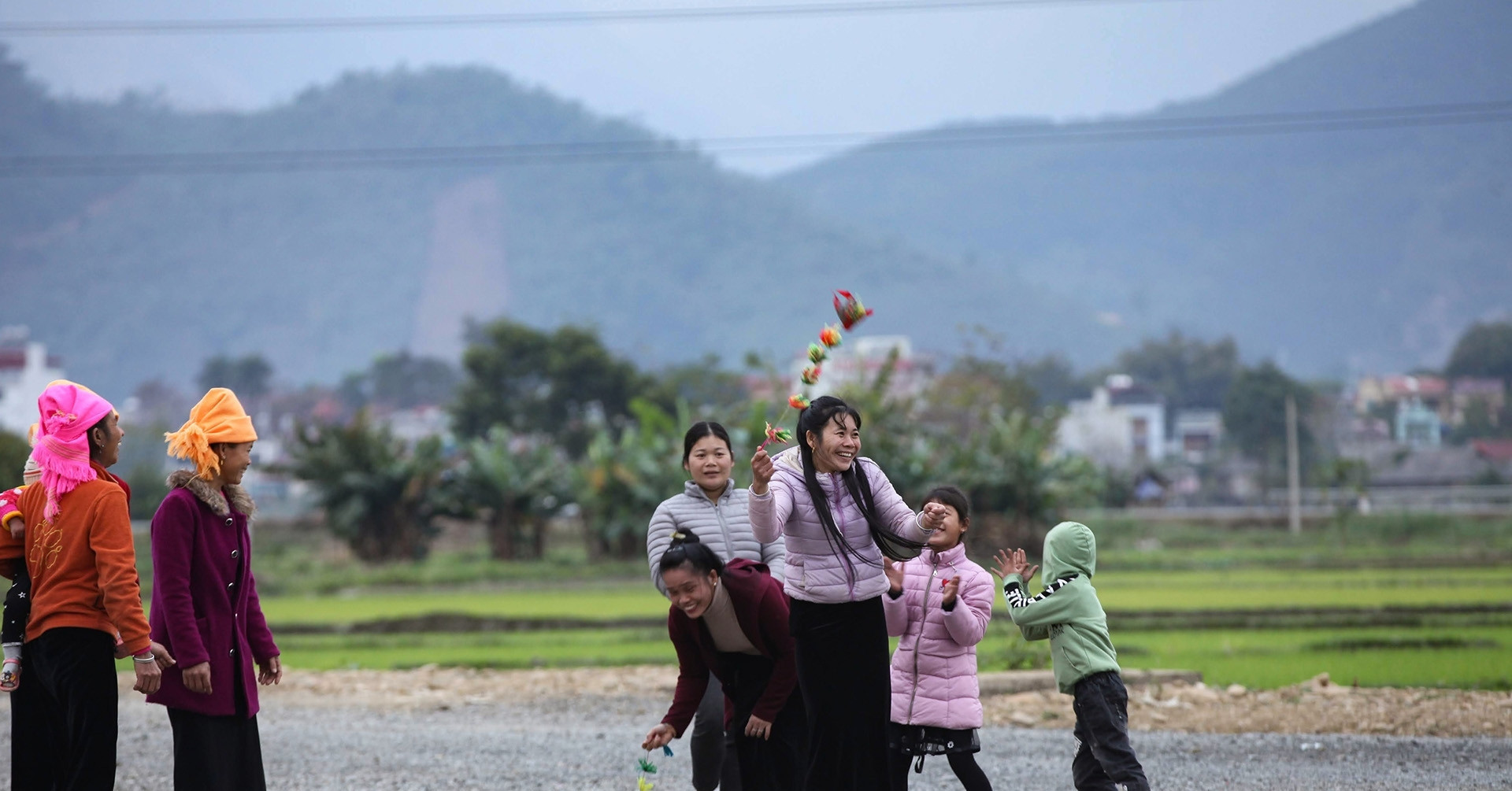 Vietnam urged to update ethnic classification to ensure fairer policies