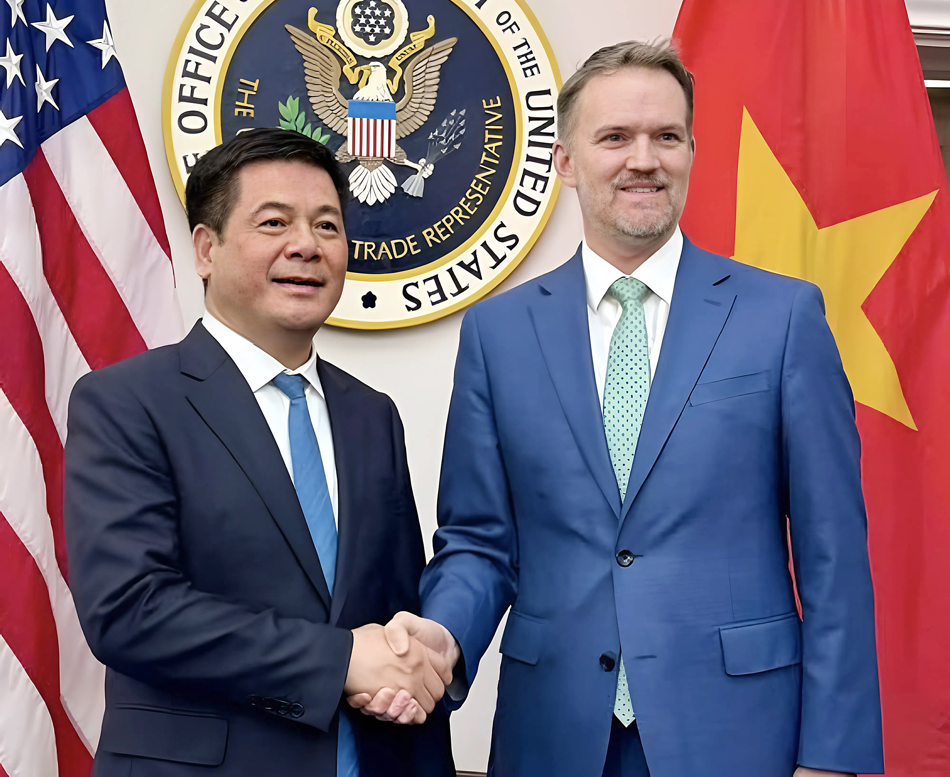 IMG_D8ECE08FE2D0 1.jpg