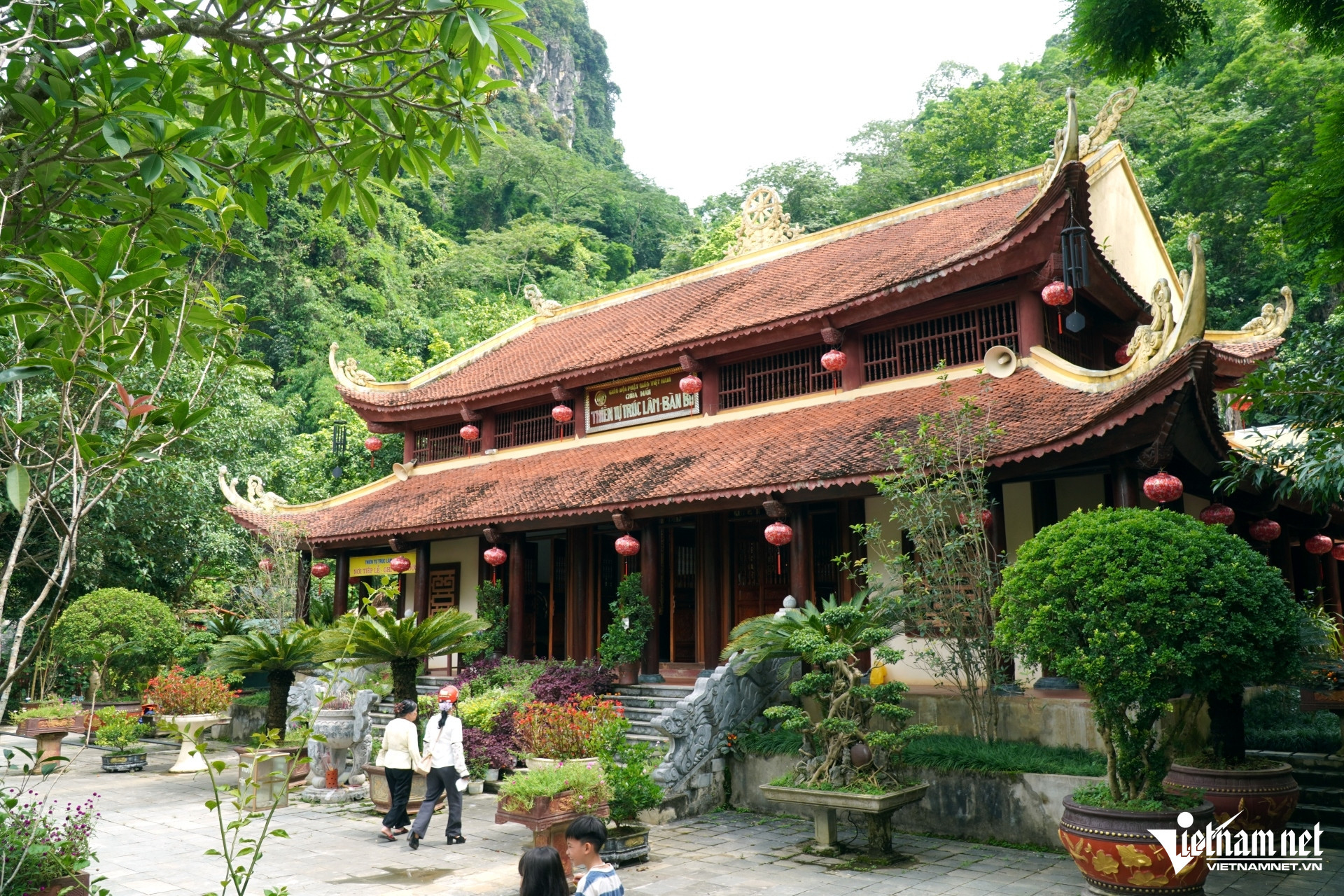 W-a3Quần thể Thiền tự trúc lâm.JPG.jpg