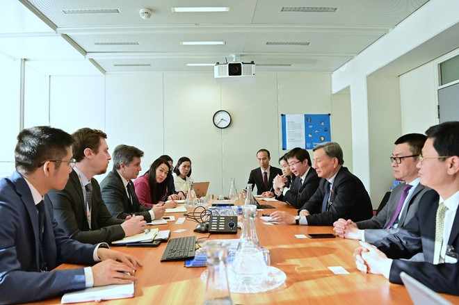 chu-nhiem-uy-ban-khoa-hoc-cong-nghe-va-moi-truong-le-quang-huy-thu-truong-bo-khcn-bui-hoang-phuong-va-doan-cong-tac-lam-viec-tai-iaea-nguon-bao-phap-luat.jpg