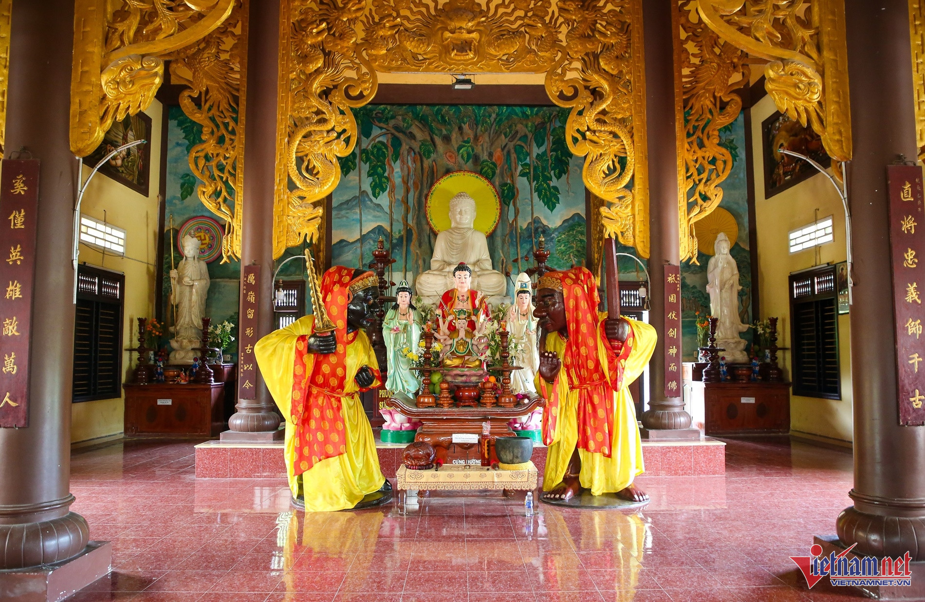 vietnam pagoda.jpg1.jpg