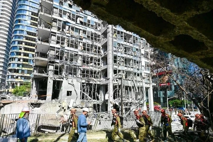 Nearly 50 Vietnamese citizens safely enter Egypt