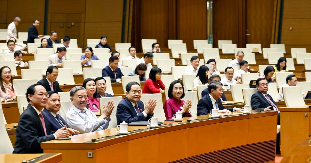 Party General Secretary attends NA Standing Committee’s commendation ceremony