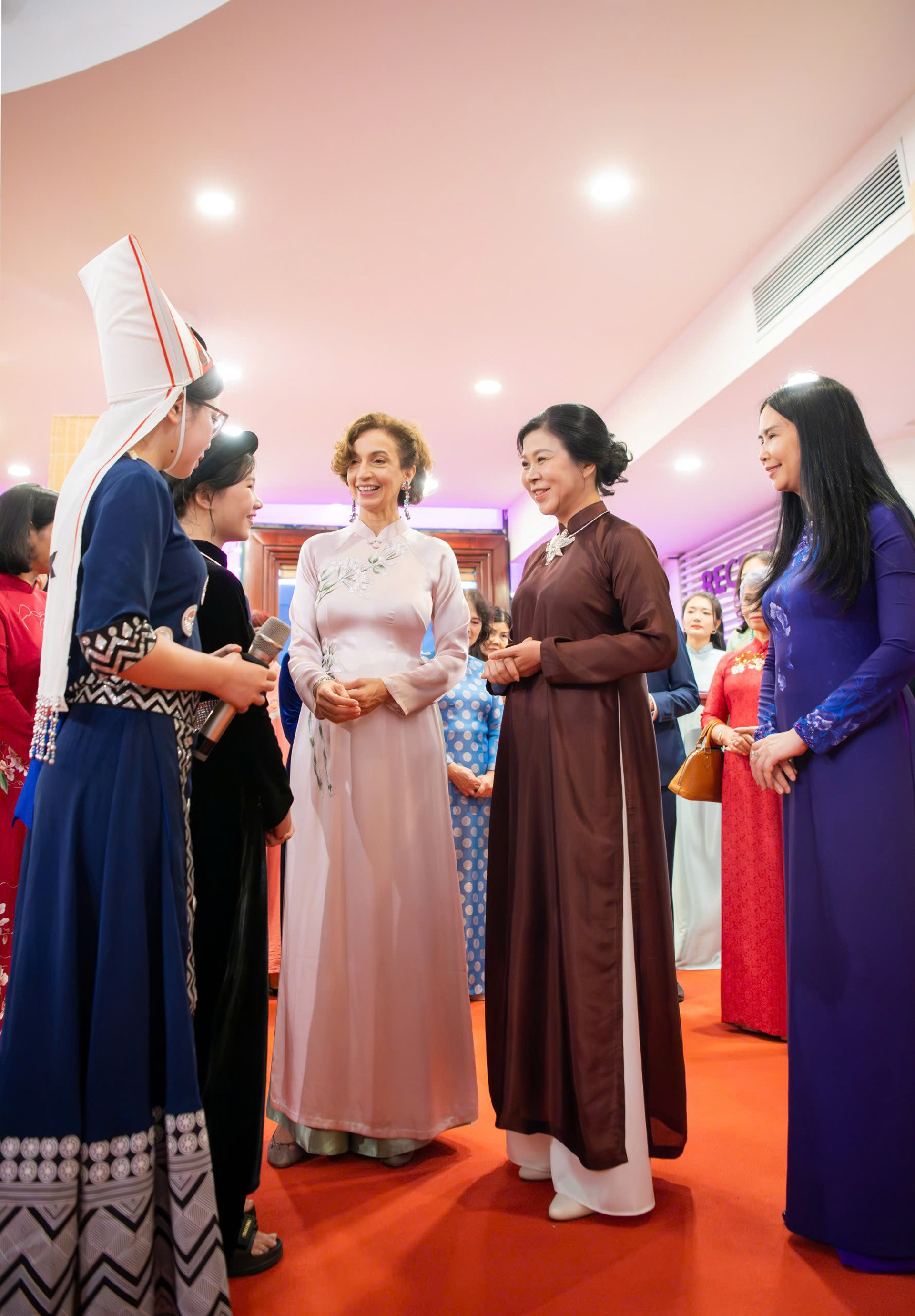 madam ly3.jpg
