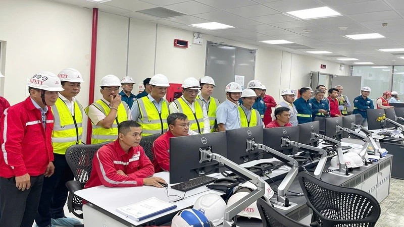 Vietnam’s LNG power push advances with Nhon Trach 4 debut