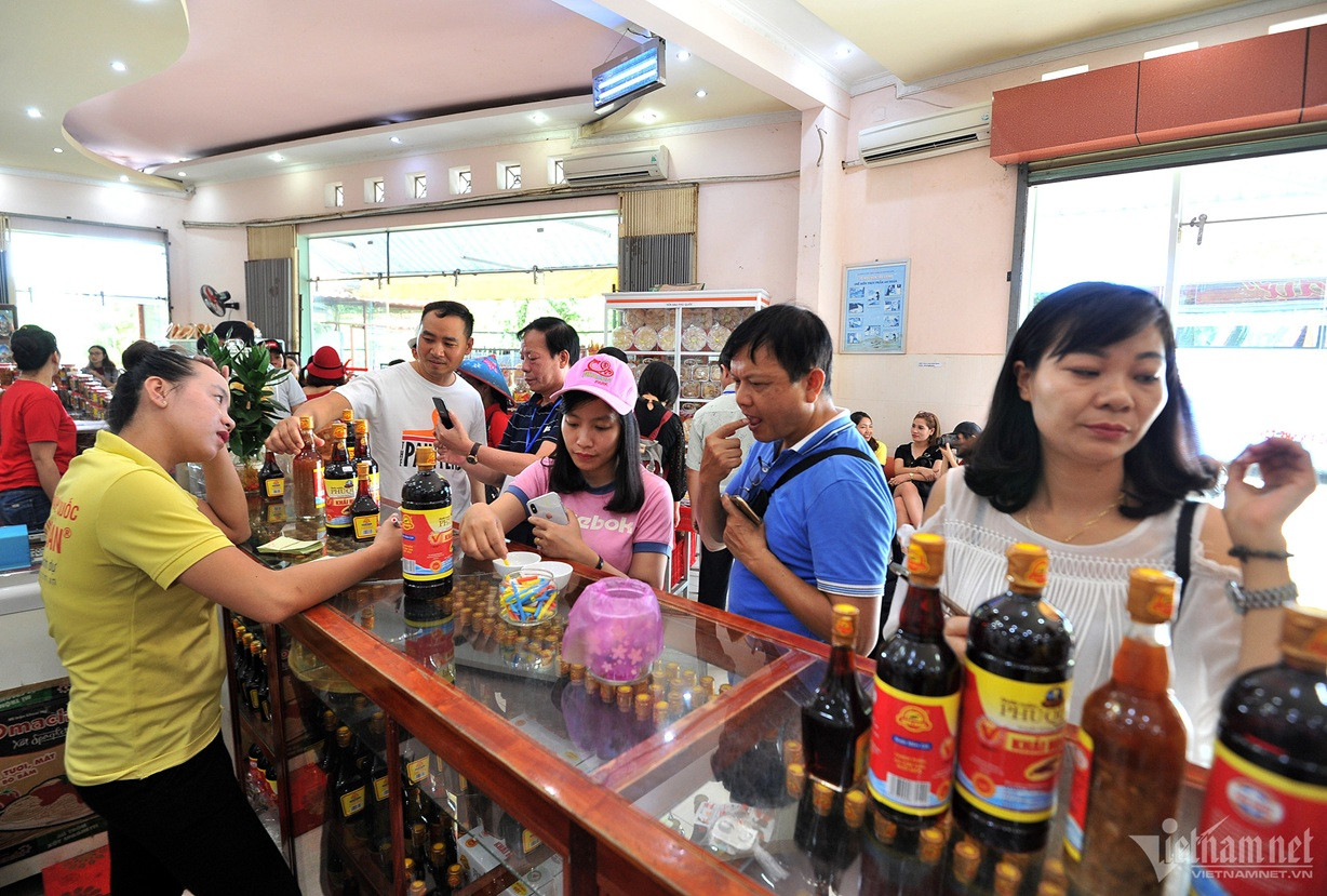 w nuoc mam phu quoc 24 1 742.jpg