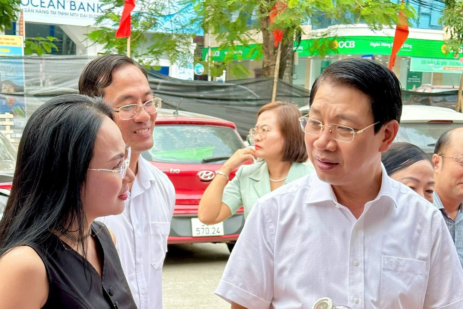 Man sets up corporation to sell products from ginseng grown on mountain