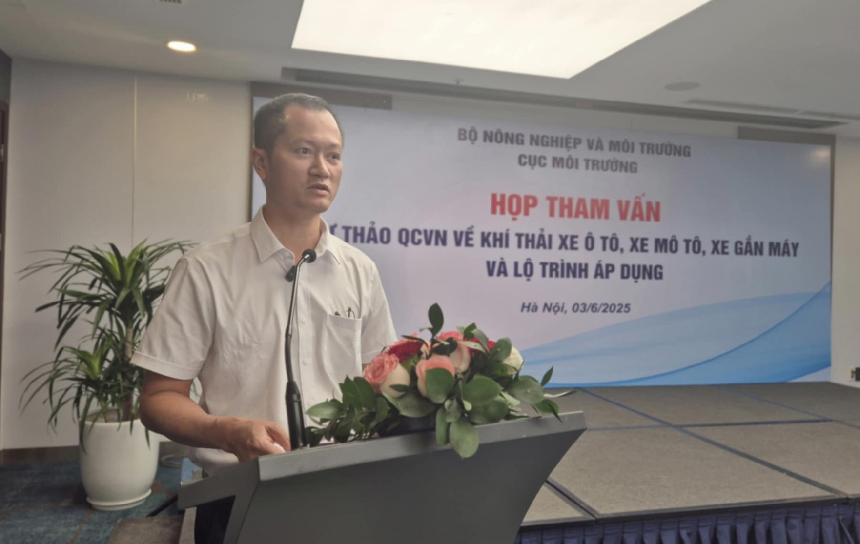 Unknown ông nam .jpeg