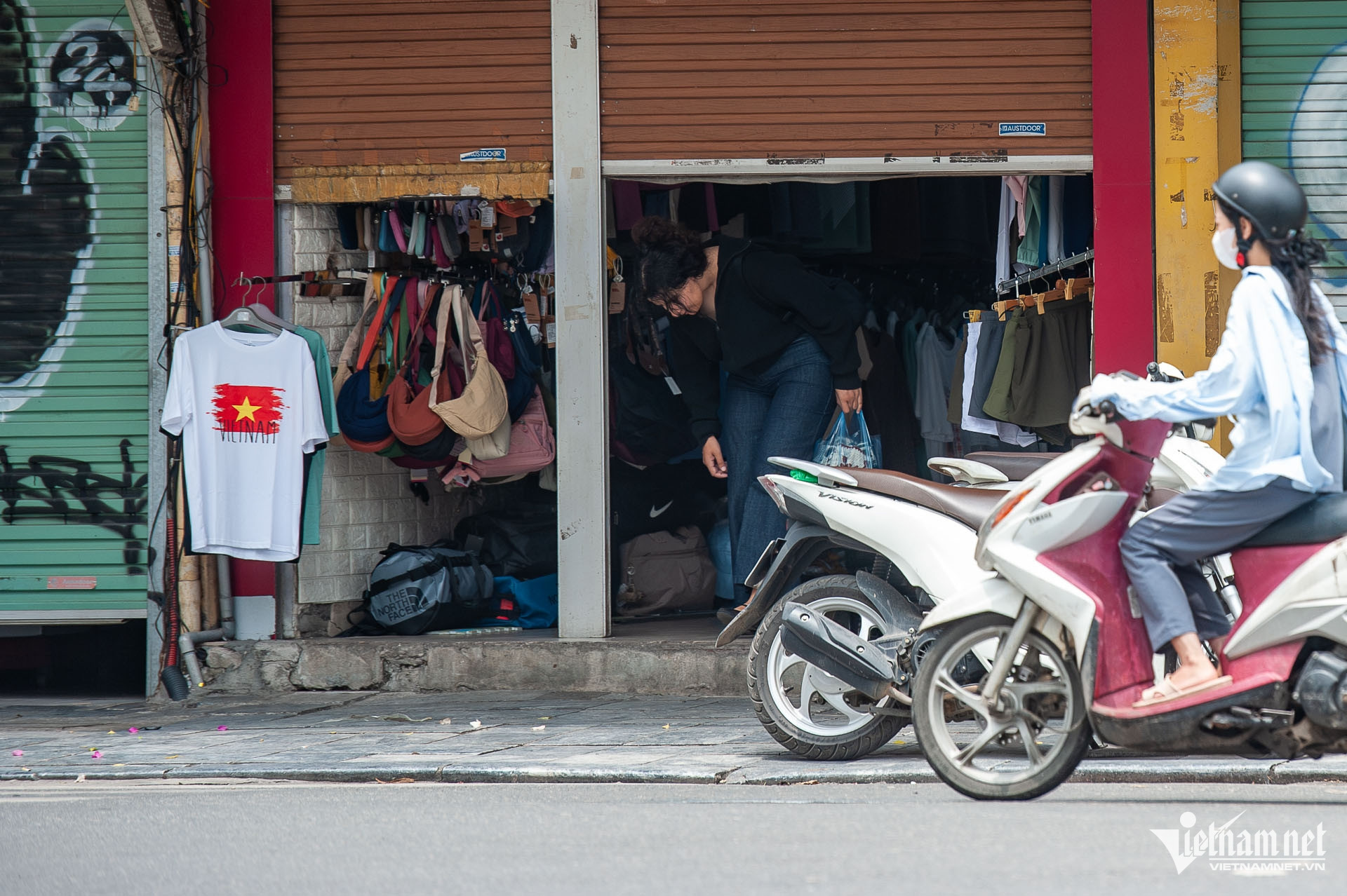 hanoi shops8.jpg