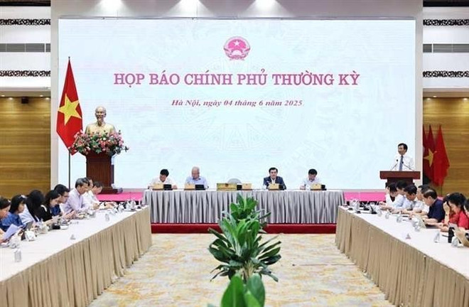 press-conf.jpg