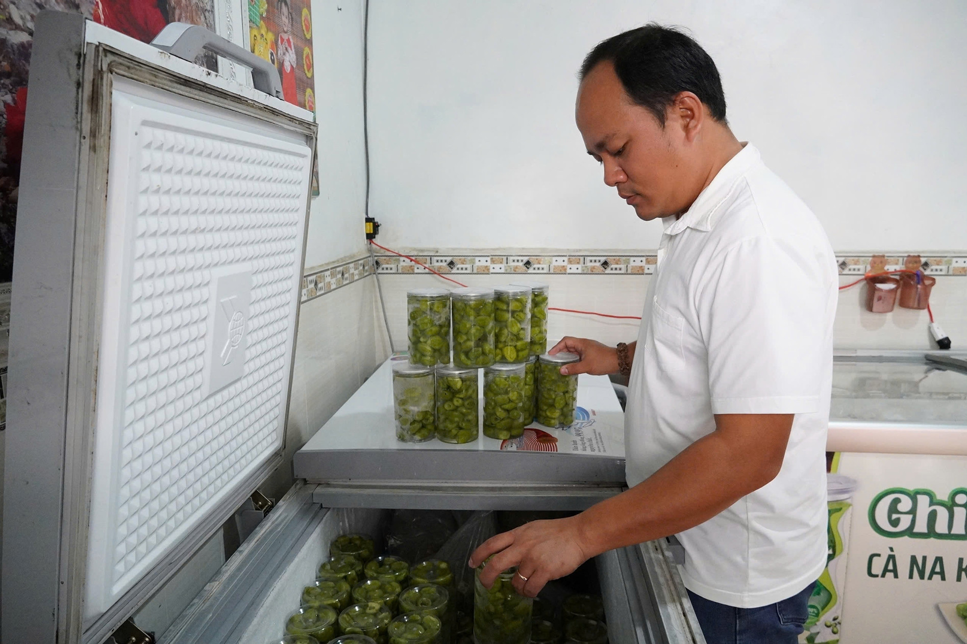 Mekong Delta man earns billions with novel dish from familiar fruit