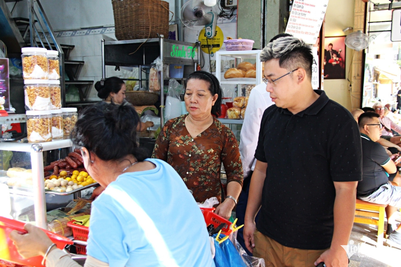 saigon restaurant10.jpg