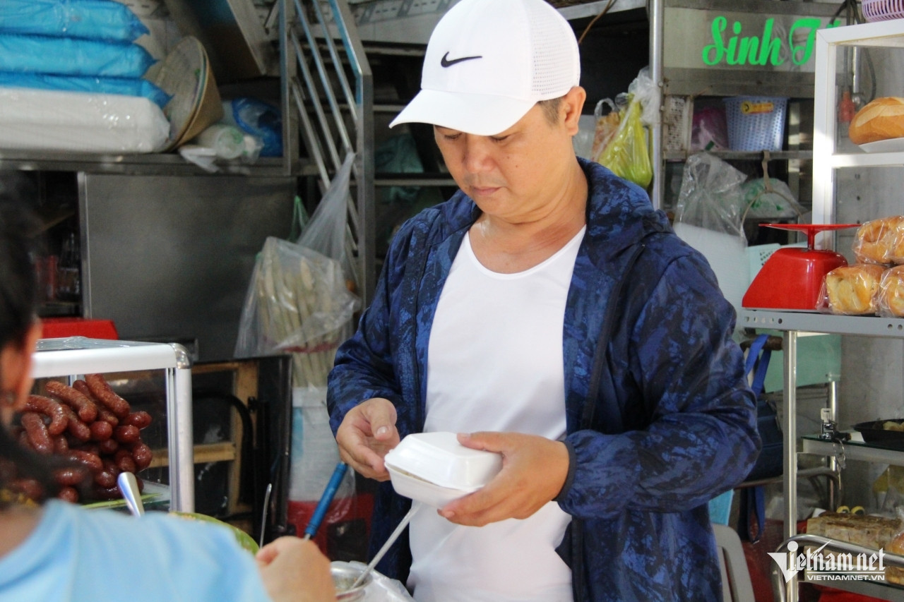 saigon restaurant2.jpg