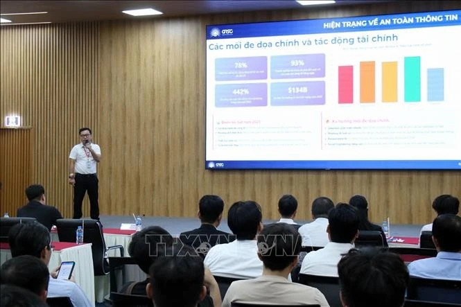 AI brings breakthrough opportunities, cybersecurity risks, experts warn