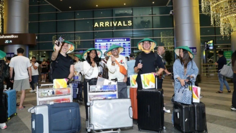 Da Nang seeks transport link between two airports for growth synergy