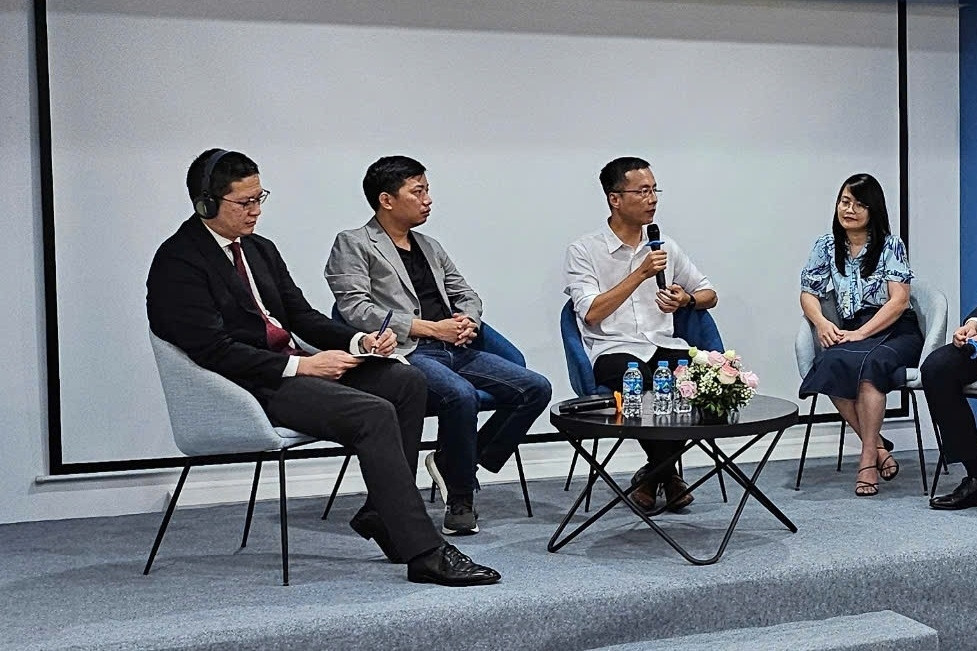 To solve VN's challenges with AI, superficial efforts won't suffice: professor