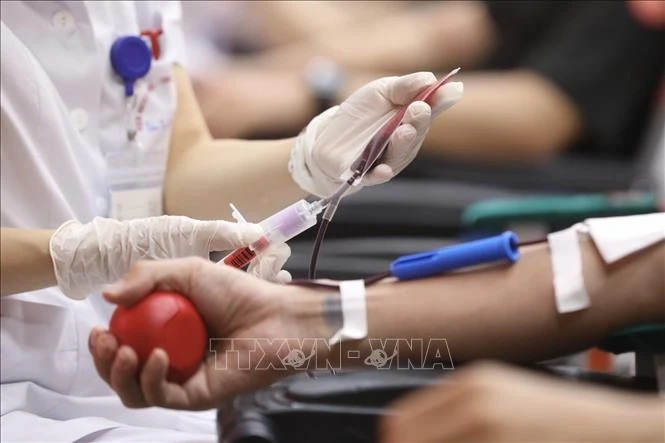 Hanoi blood donation campaign sets to collect 4,000 units of blood