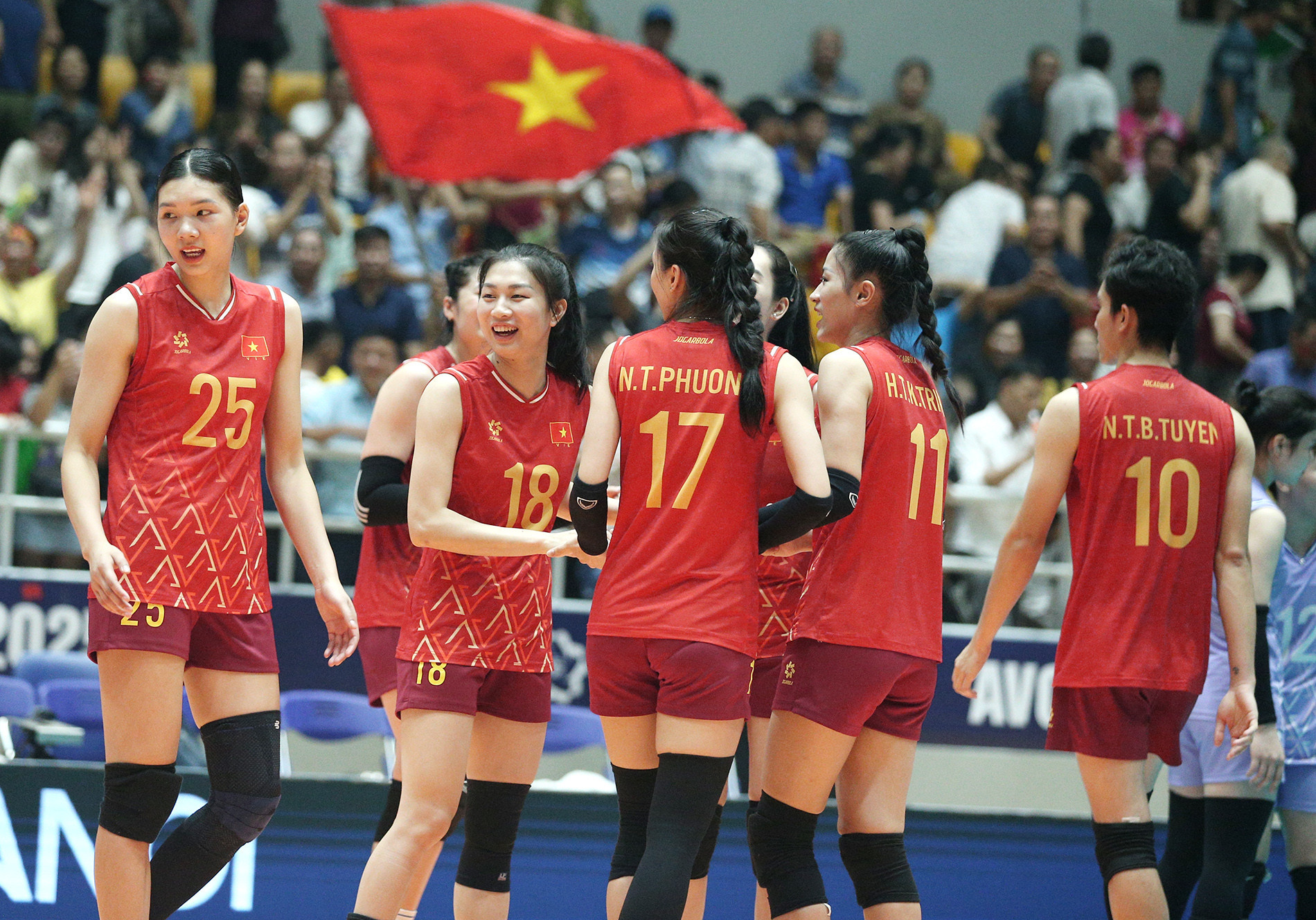 bong chuyen chau a 14.JPG