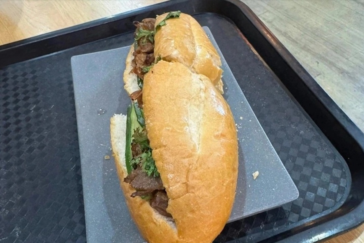 Banh mi scandal: $7.80 sandwich at Noi Bai triggers government response