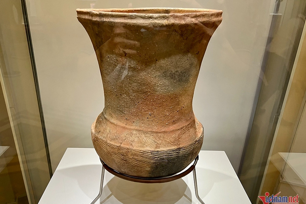 The pinnacle of ceramic artistry: Vietnam’s oldest steam cooker