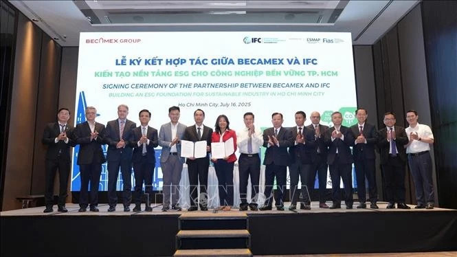 Becamex, IFC advance green industrial park model in Vietnam