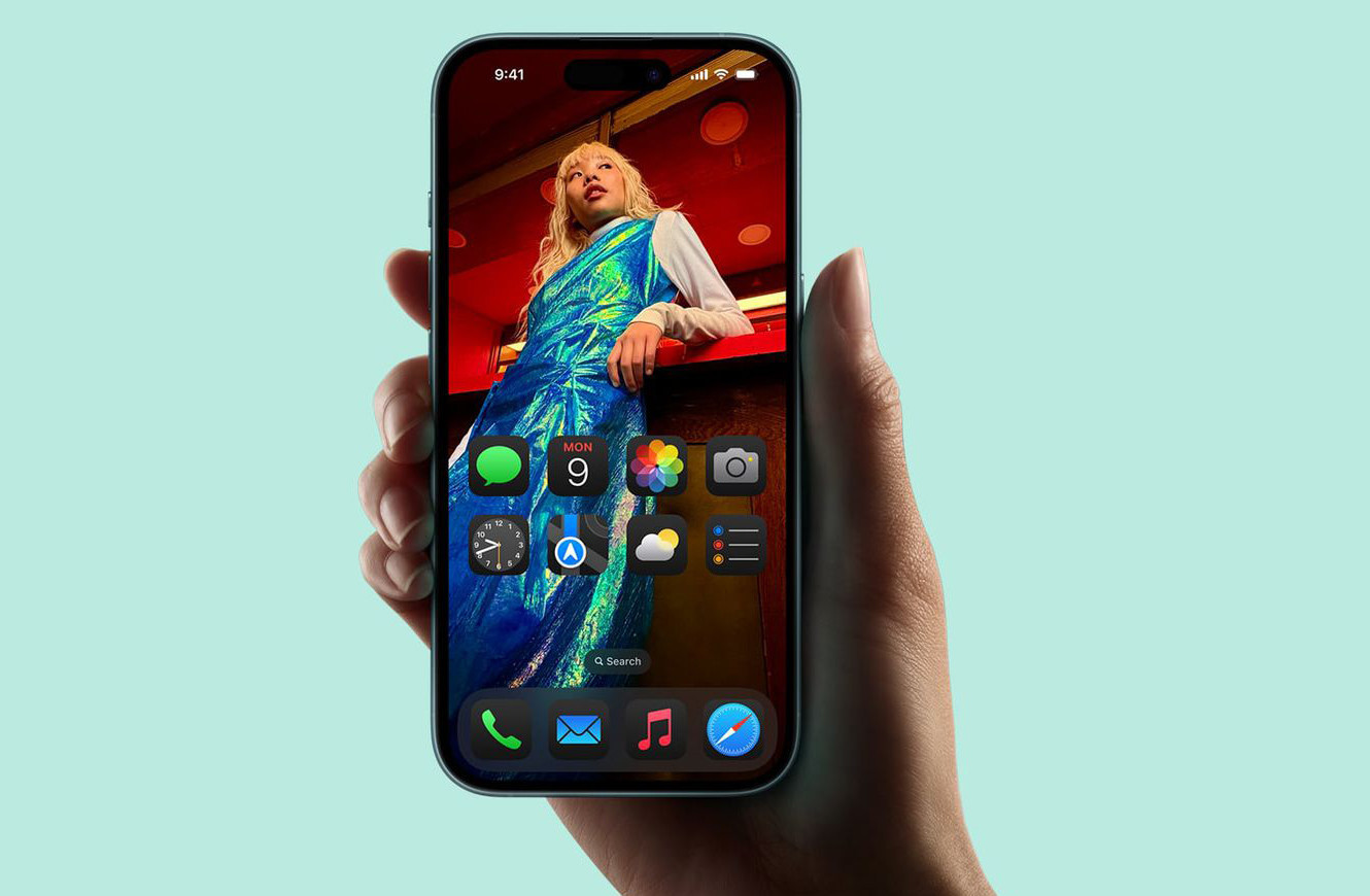 iphone 16 display.jpg