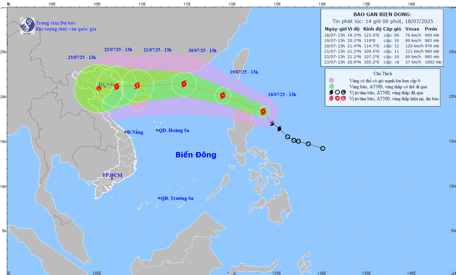 Official calls for urgent action as Wipha storm forecast to hit VN mainland