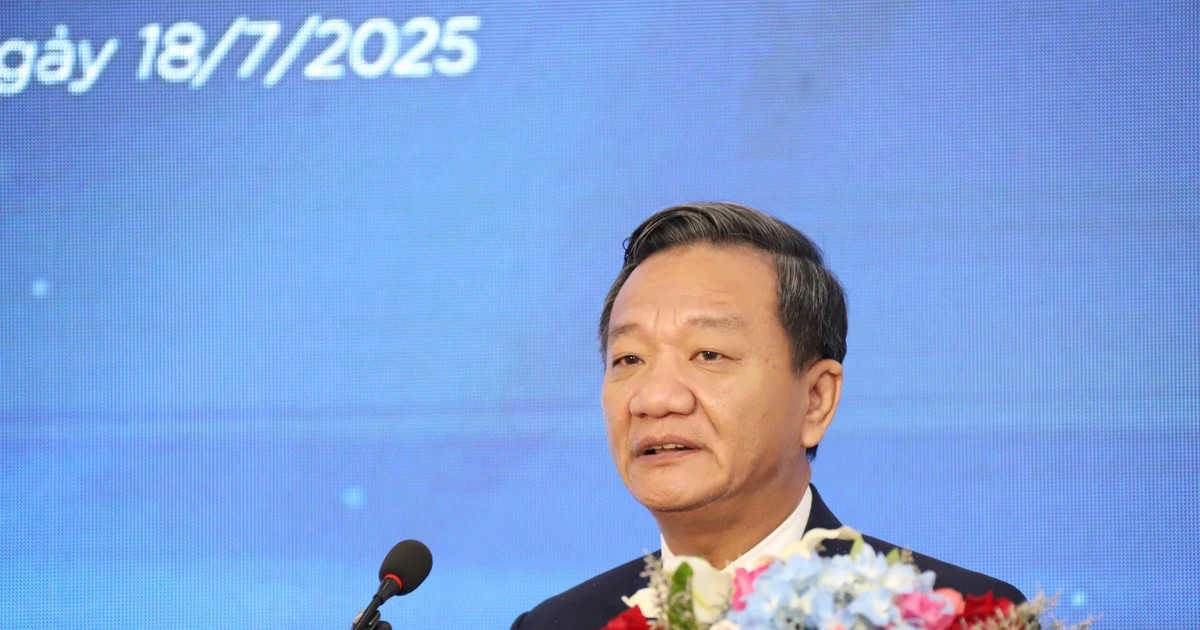 Vietnam, Laos hold cross-border e-commerce seminar in Vientiane