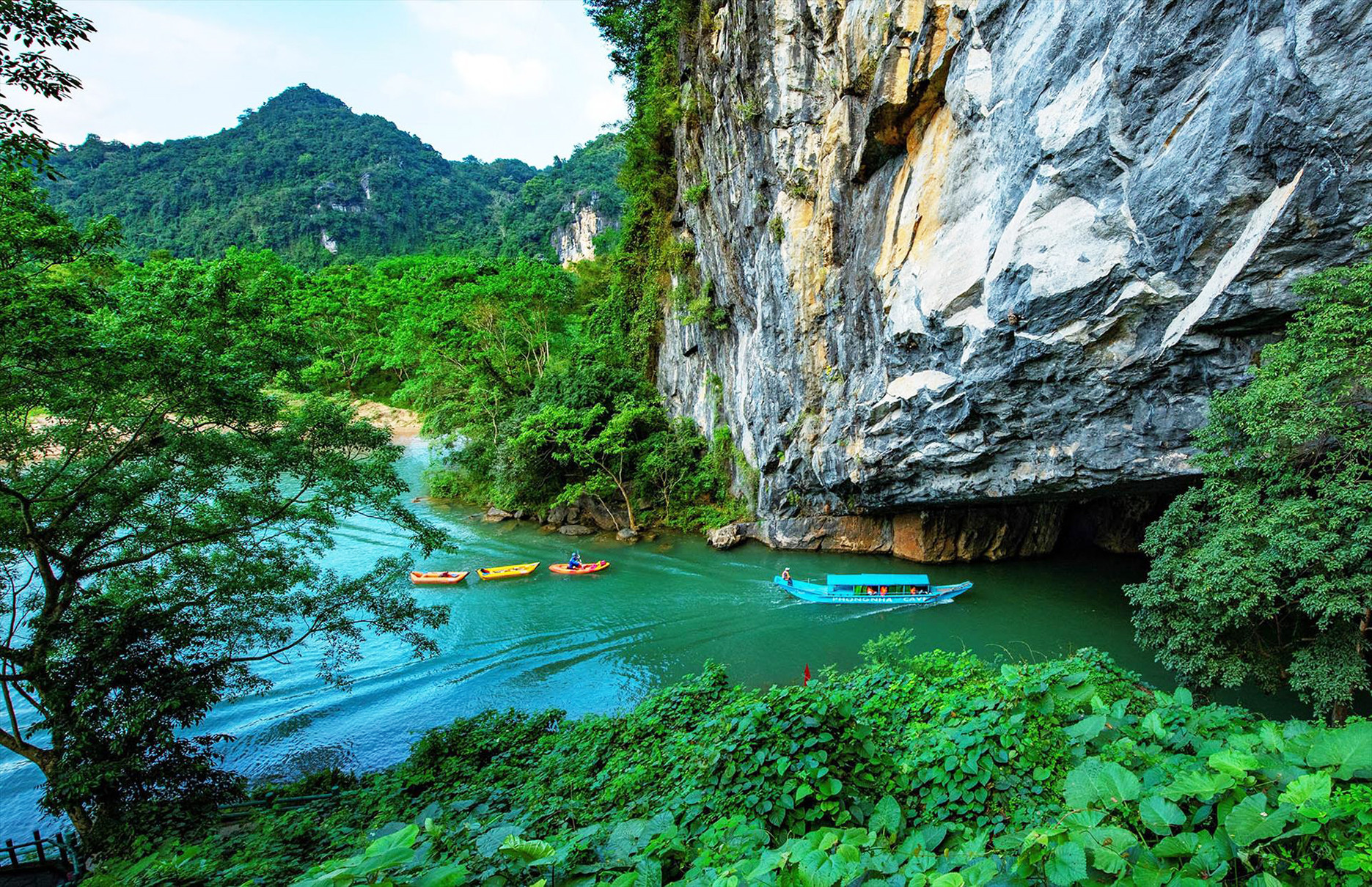 Phong Nha kẻ bàng.jpg
