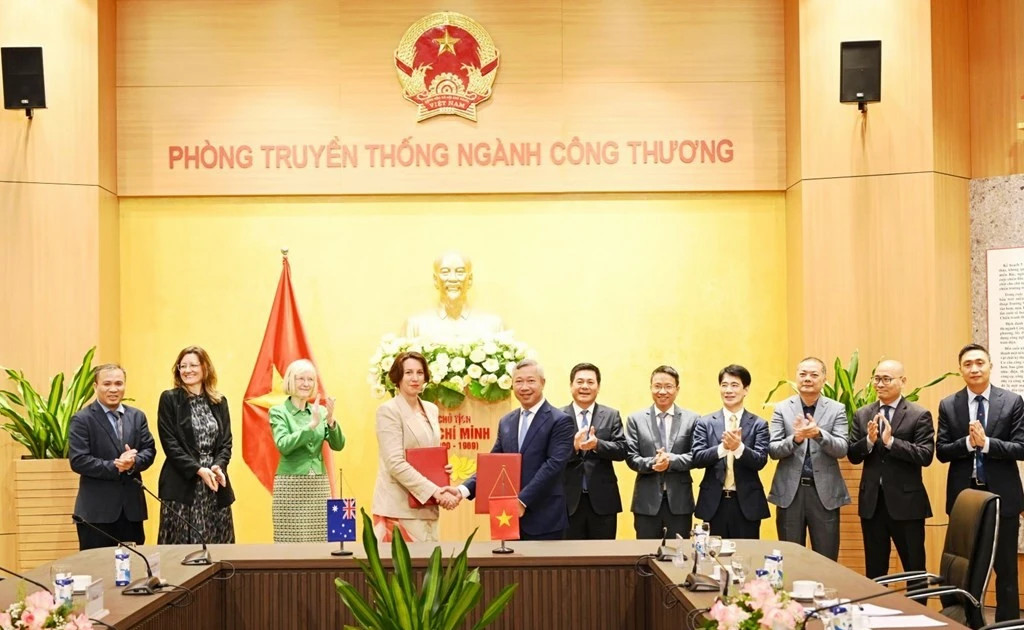 Vietnam, Australia step up trade, energy, industrial partnerships
