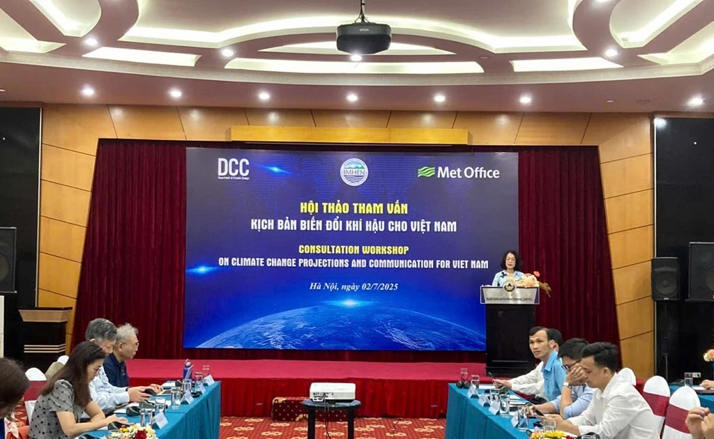 Vietnam consults stakeholders on climate change scenarios