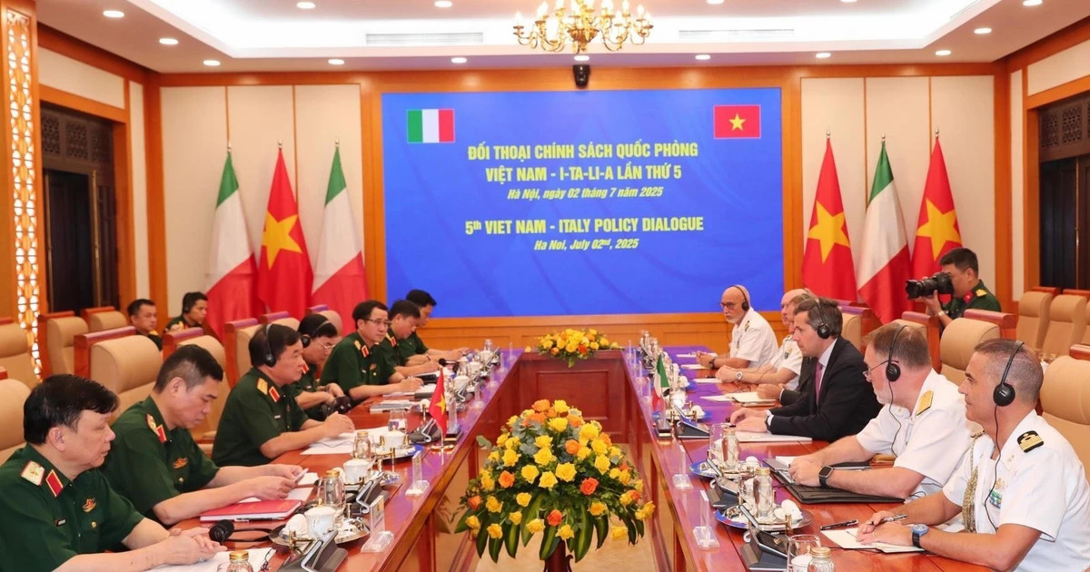 Vietnam, Italy hold 5th defence policy dialogue