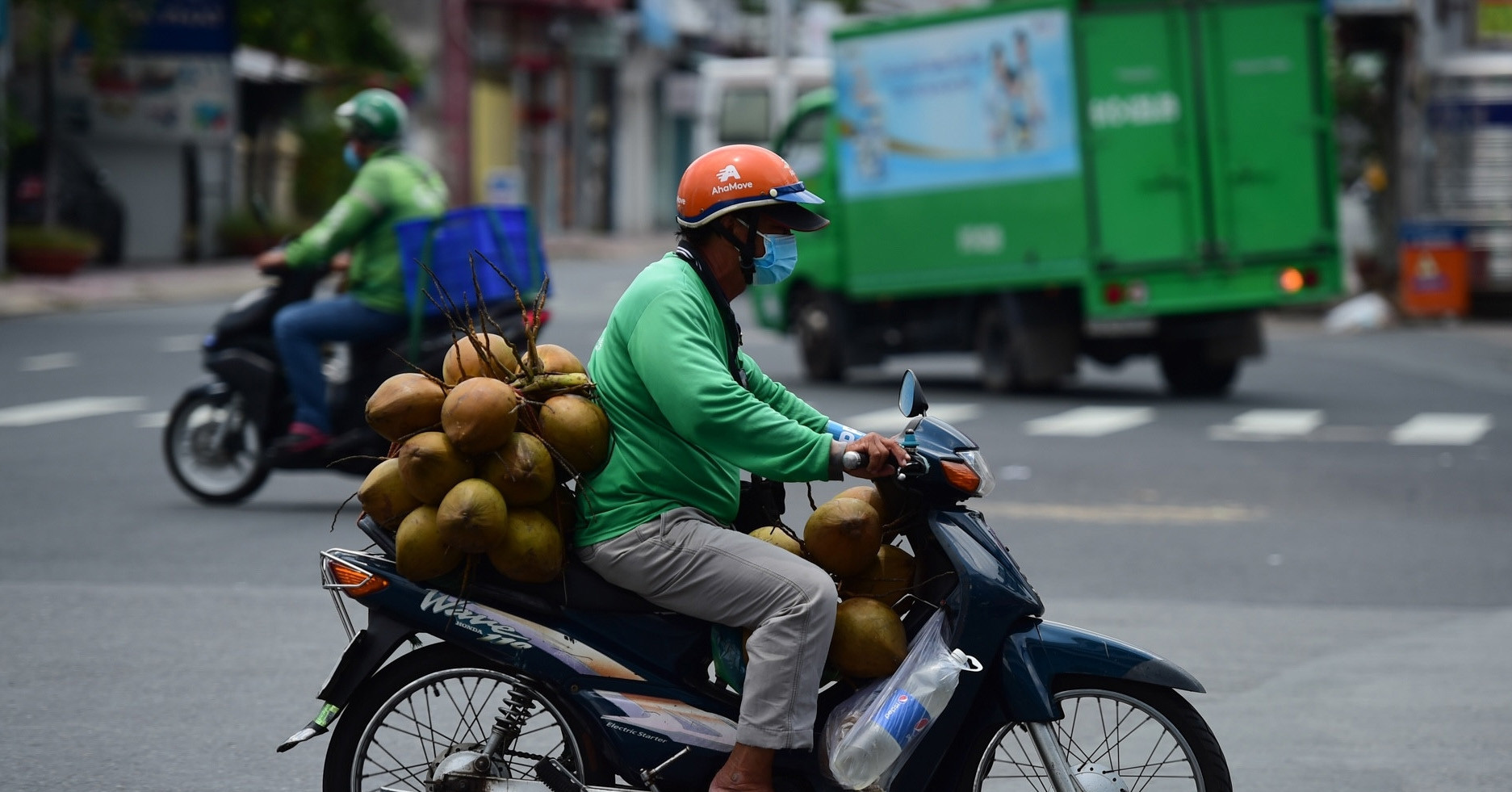 Can HCM City go electric without harming 400,000 livelihoods?