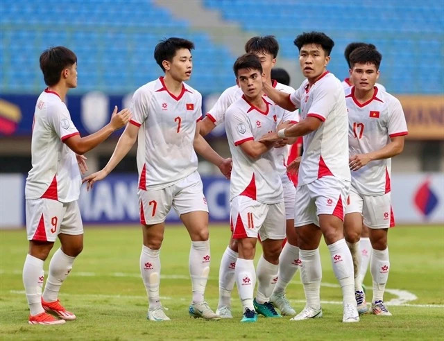 Coach Kim praises U23 team's performance in opening match at ASEAN Championship