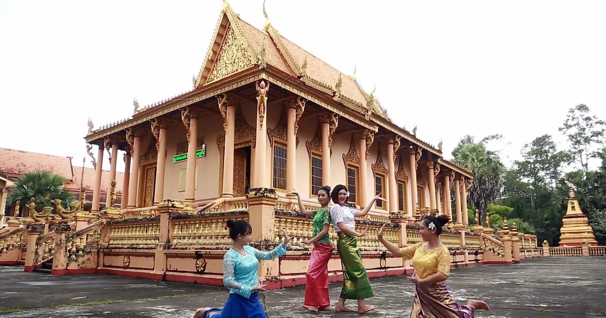 Rom vong: A dance of unity in Khmer culture