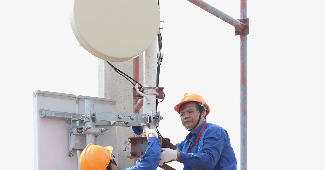 Vietnam reopens bidding for two prime 4G, 5G spectrum blocks