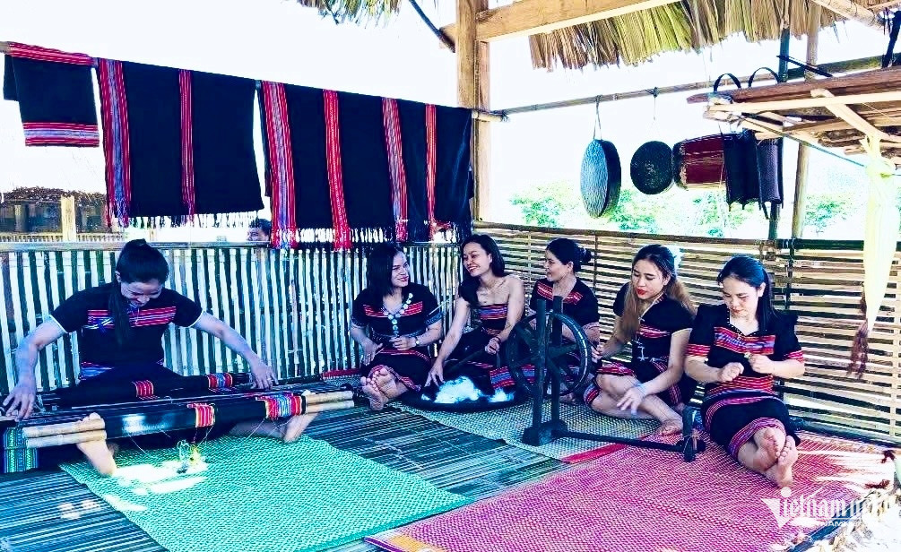 W-Lễ cưới người Ve  1.jpg