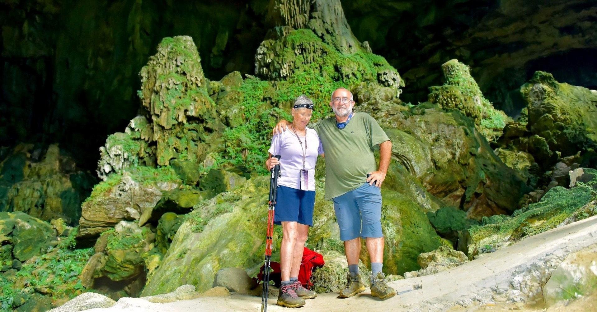 Thanh Hoa’s Bat Cave wows foreigners, dubbed ‘Phong Nha twin’