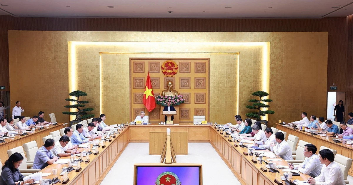 Two-tier local administration system operates stably, smoothly after one month