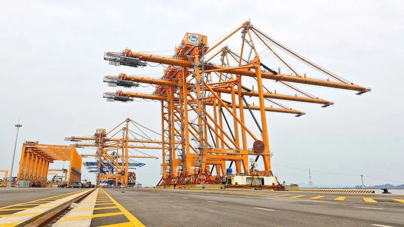 Vietnam forecasts trade surplus of 4 billion USD in H1