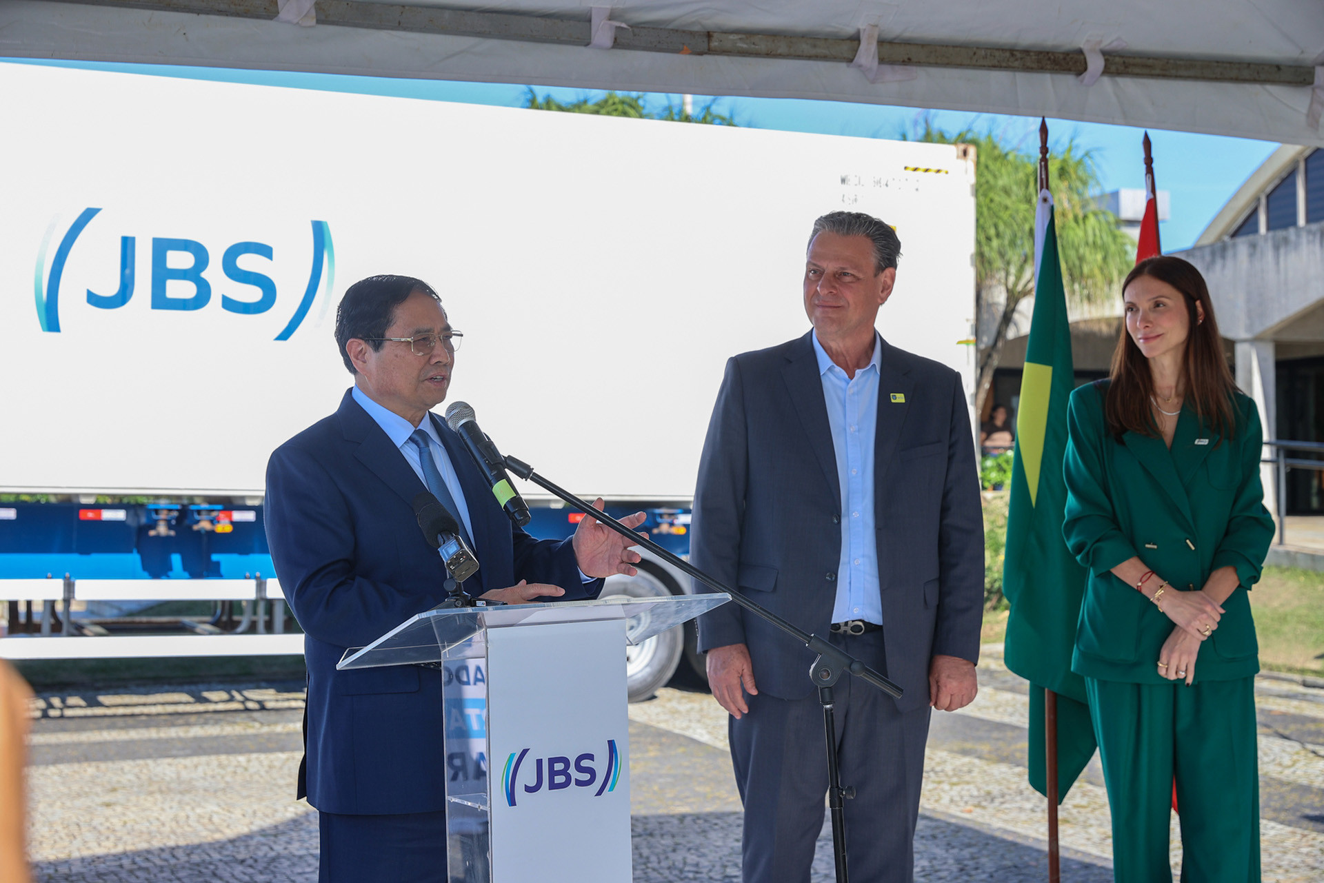 img7004 17517549849091513256005.jpg