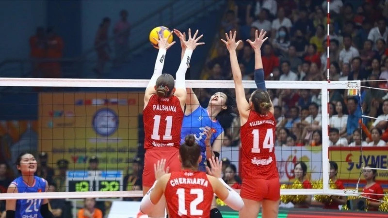 Vietnam’s women’s volleyball team shines despite narrow loss