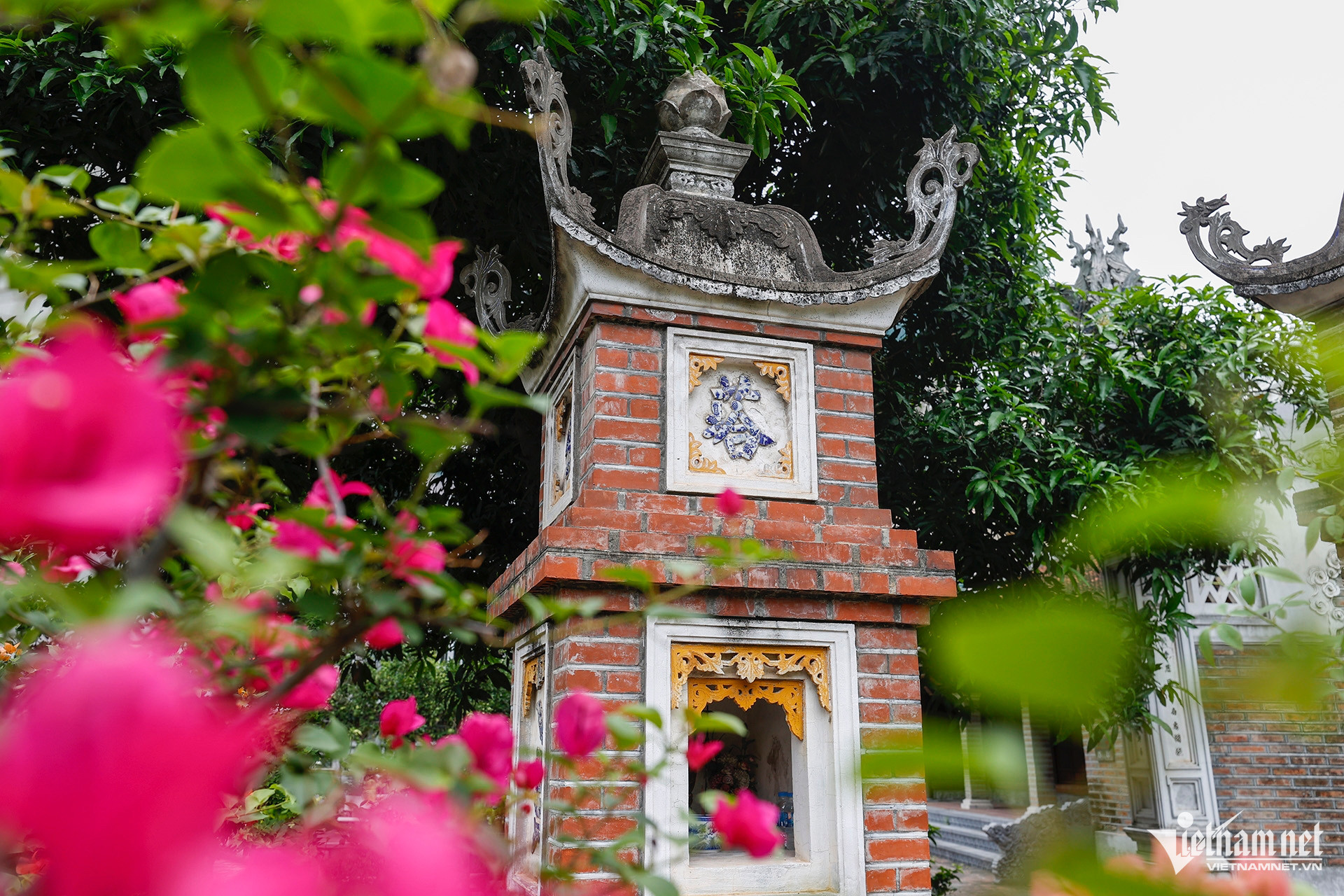 vietnam pagoda7.jpg