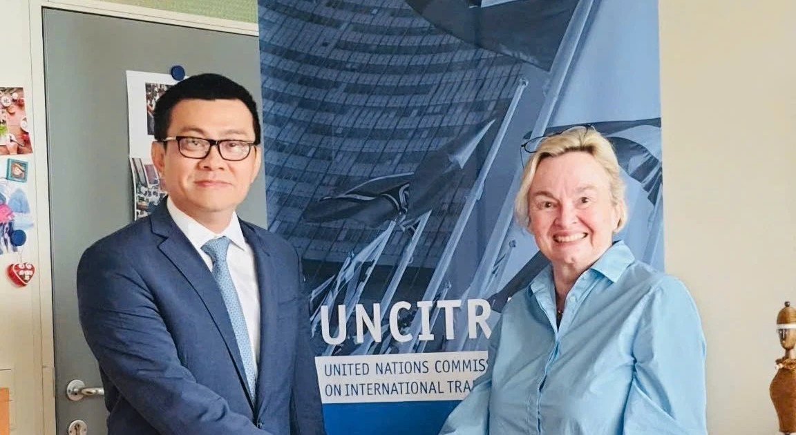 Vietnam strengthens cooperation with UN Commission on Int’l Trade Law