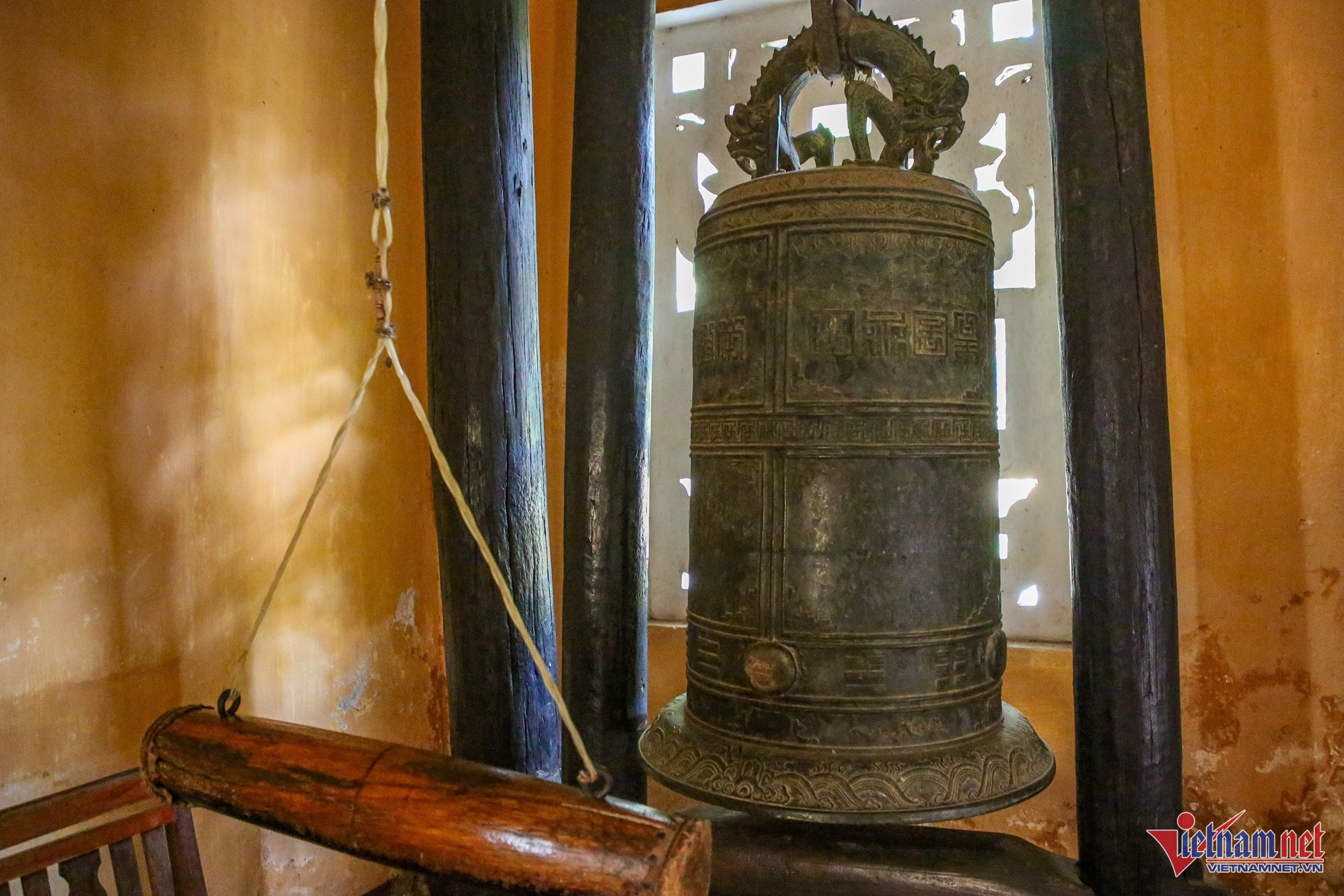 vietnam pagoda10.jpg