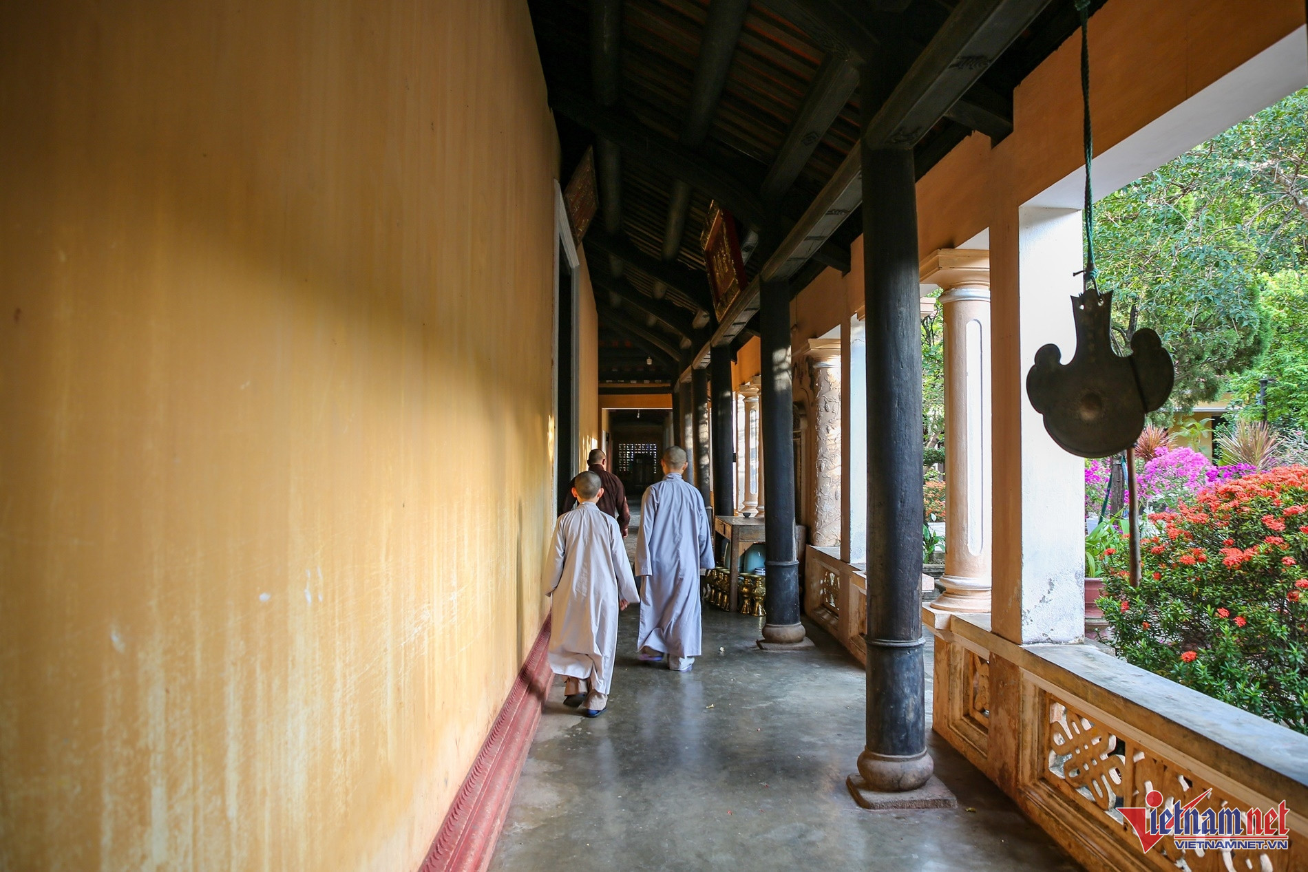 vietnam pagoda11.jpg