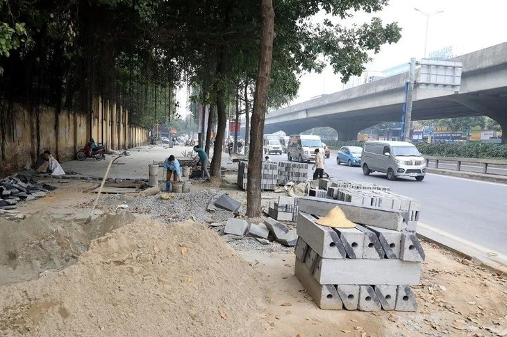 Hanoi to halt road, sidewalk works ahead of major national holidays